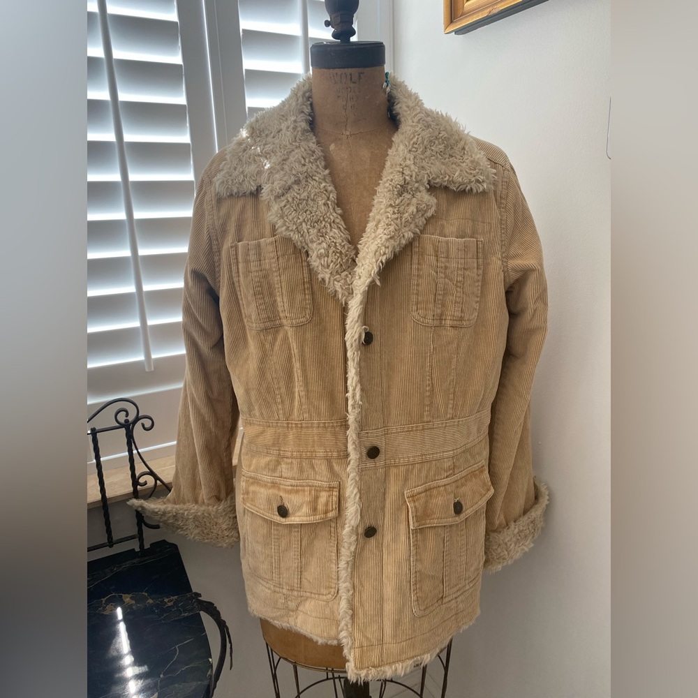 Giacca winter corduroy jacket, great condition.